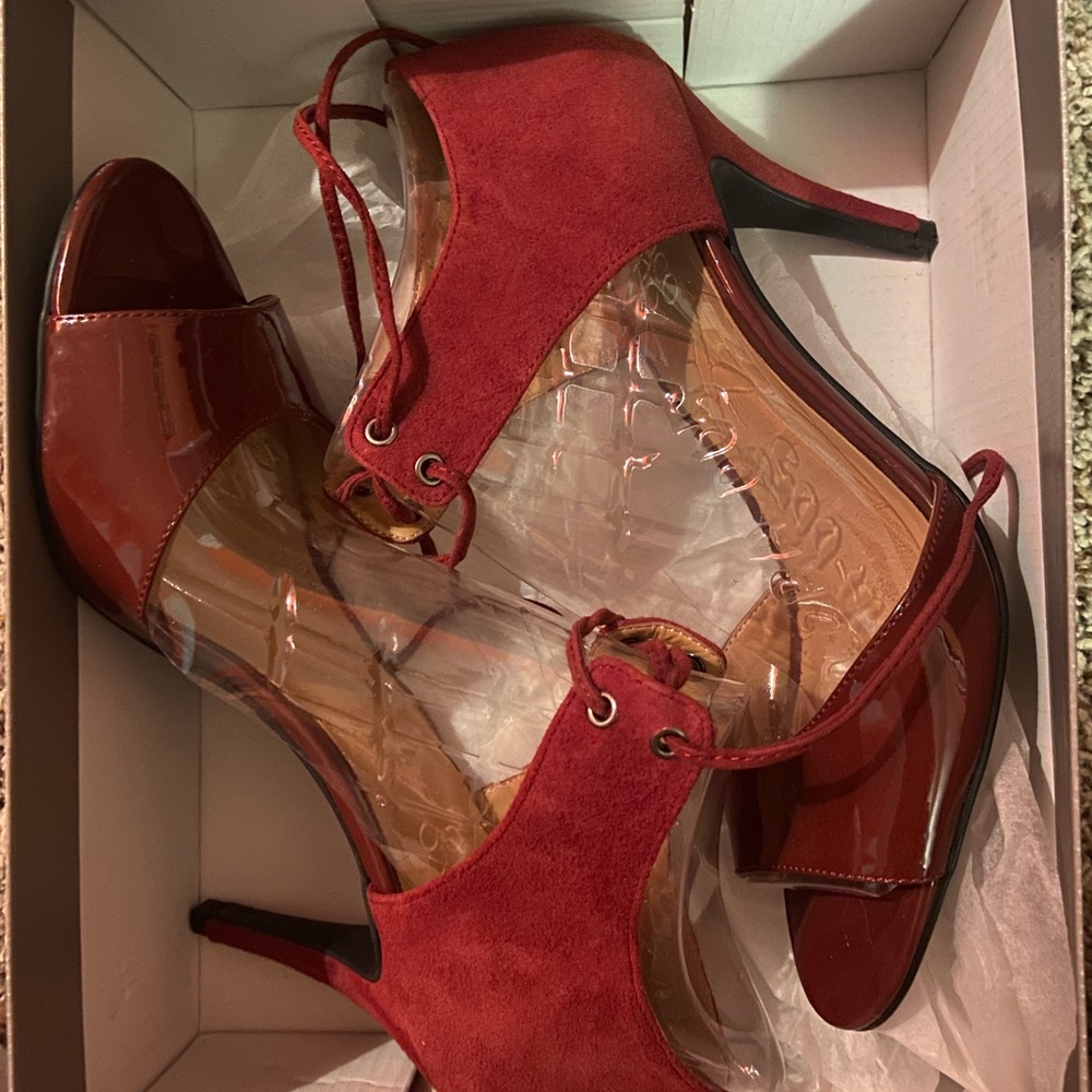 FrancoSarto Burgundy Heels